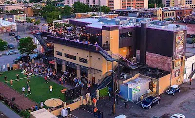 ViewHouse Eatery, Bar and Rooftop in Denver