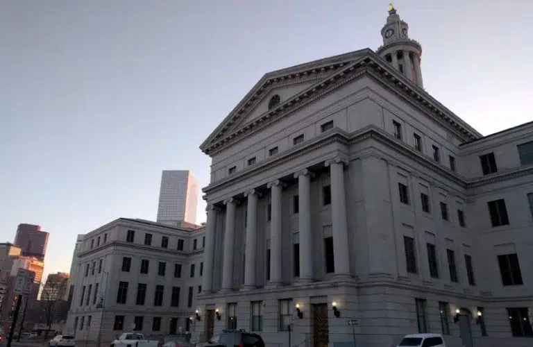 The exterior of the Denver Mint