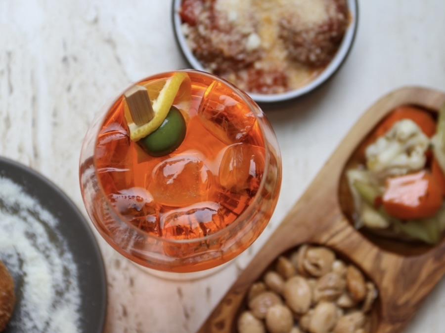 Venetian spritz and small bites from Tavernetta 