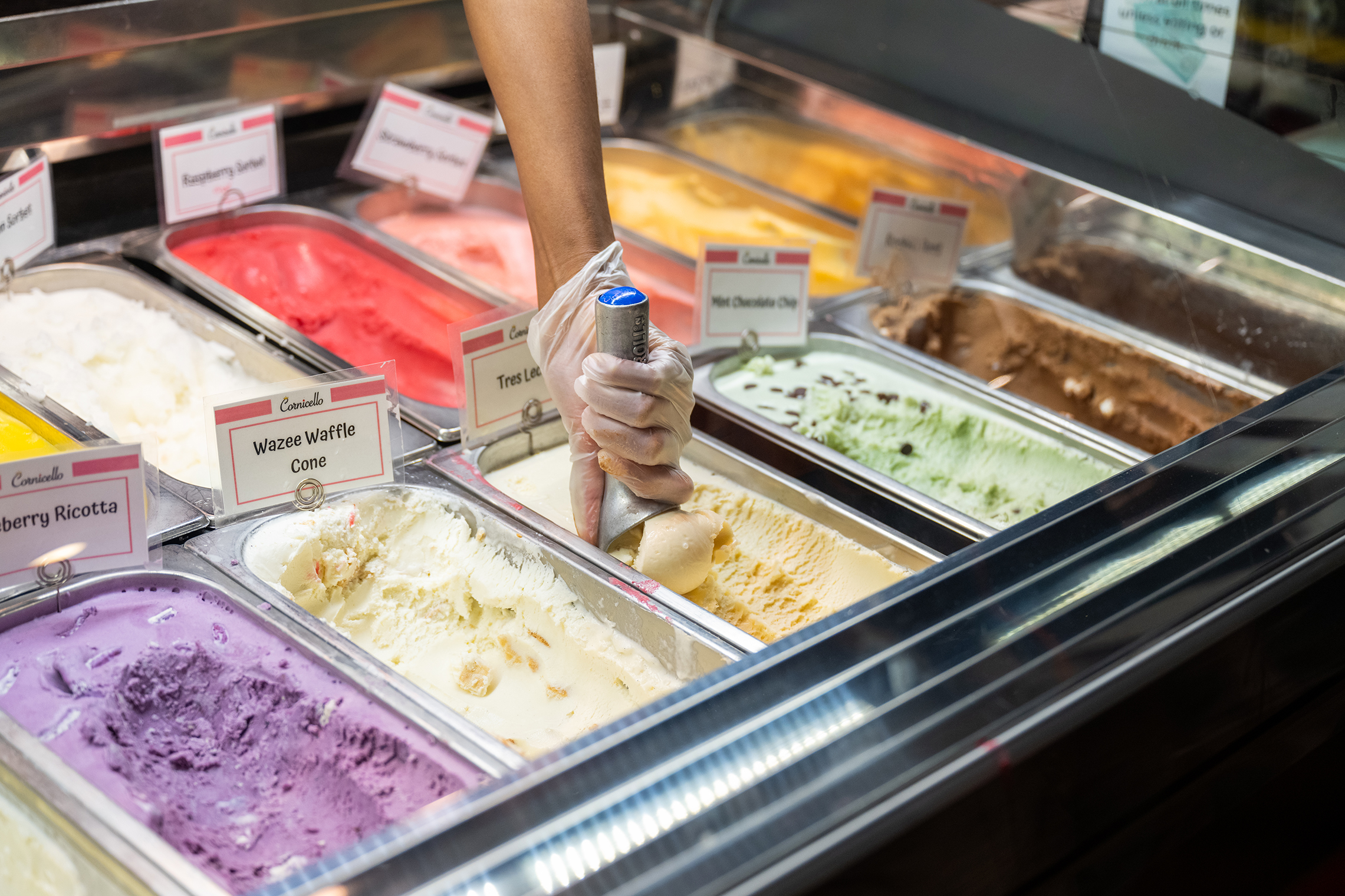 gelato on downtown dinner tour with delicious denver food tours